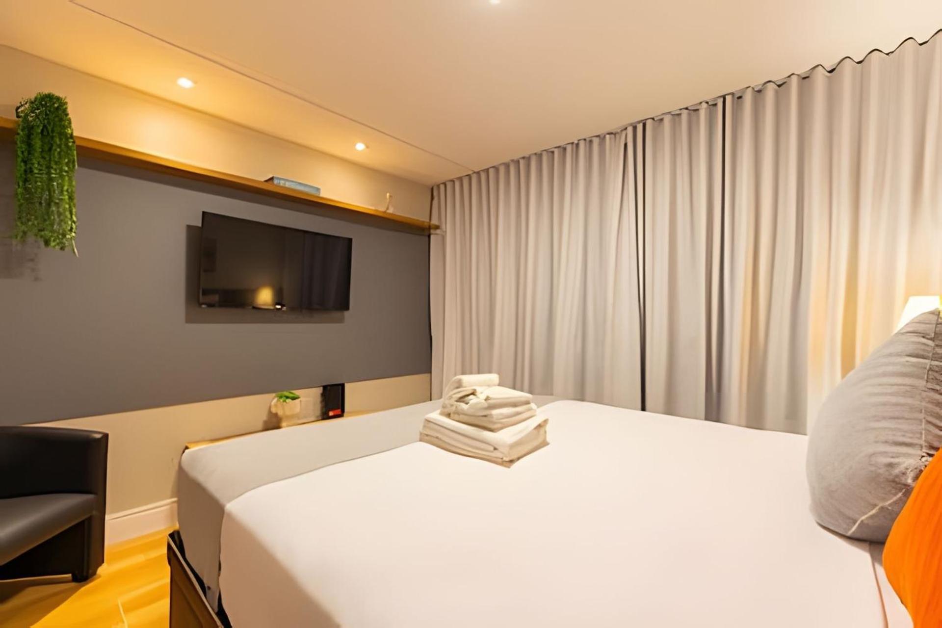 Apartamento Easy Star - Belo Com Cama Queen No Coracao Do Brooklin - Sc03i São Paulo